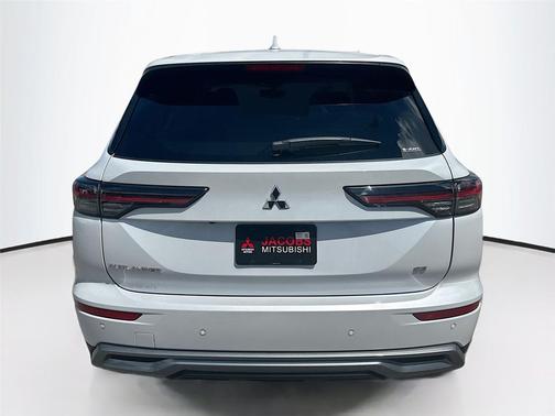 2025 Mitsubishi Outlander SE 2.5 S-AWC