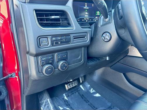 2023 Chevrolet Tahoe 4WD RST