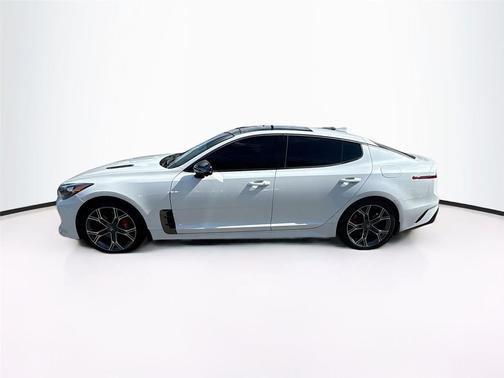 2023 Kia Stinger GT2