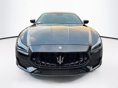 2022 Maserati Quattroporte Trofeo