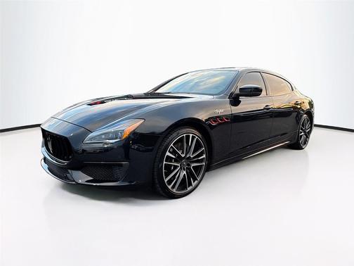 2022 Maserati Quattroporte Trofeo