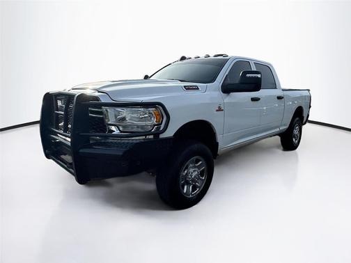 2024 RAM 2500 Tradesman Crew Cab 4x4 6'4' Box