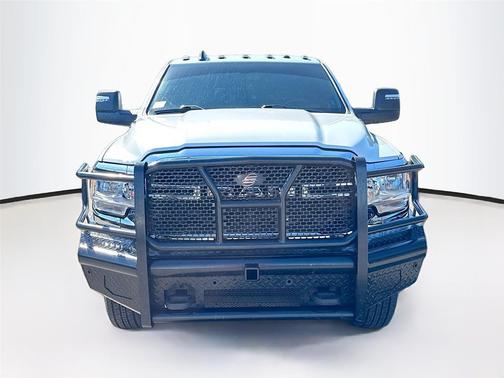 2024 RAM 2500 Tradesman Crew Cab 4x4 6'4' Box