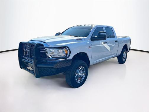 2024 RAM 2500 Tradesman Crew Cab 4x4 6'4' Box