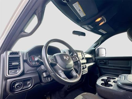 2024 RAM 2500 Tradesman Crew Cab 4x4 6'4' Box