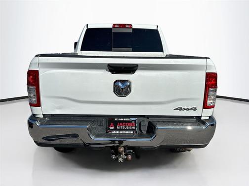 2024 RAM 2500 Tradesman Crew Cab 4x4 6'4' Box