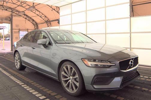 Osmium Grey Metallic 2020 Volvo S60 T5 Momentum