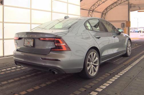 Osmium Grey Metallic 2020 Volvo S60 T5 Momentum
