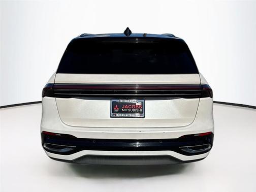 2024 Lincoln Nautilus Reserve