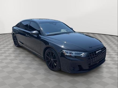 2022 Audi S8 4.0T