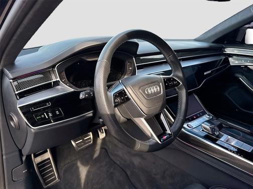 2022 Audi S8 4.0T