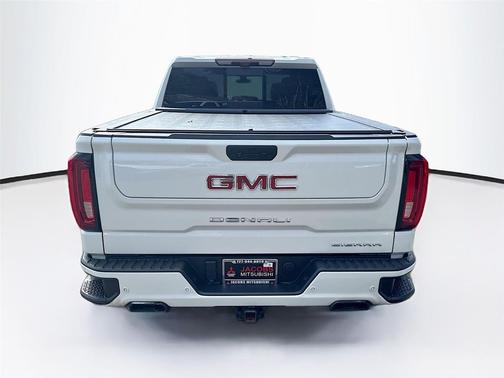 White Frost Tricoat 2022 GMC Sierra 1500 Denali