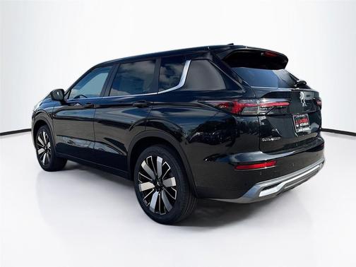 Black Diamond 2026 Mitsubishi Outlander SE 2.5 S-AWC