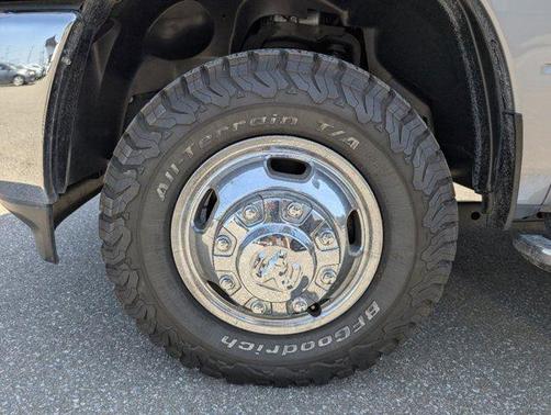 2024 RAM 3500 Tradesman Crew Cab 4x4 8' Box