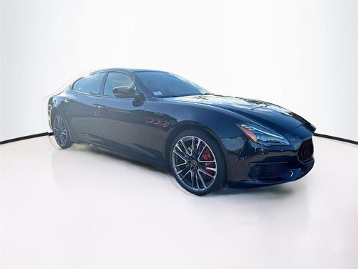 2021 Maserati Quattroporte Trofeo