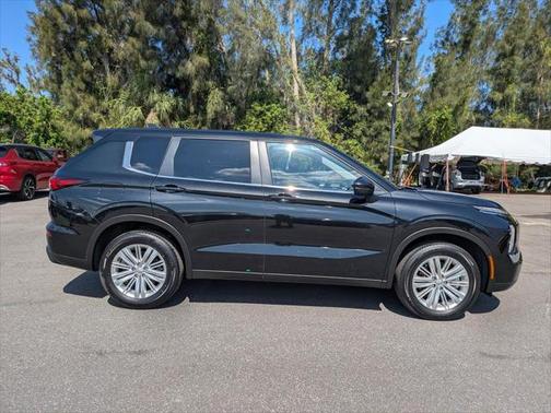 2024 Mitsubishi Outlander ES 2.5 2WD