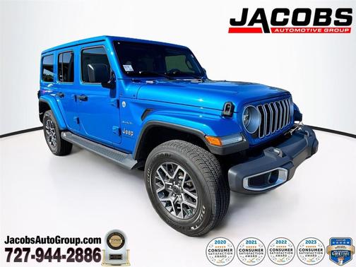 2024 Jeep Wrangler 4-Door Sahara 4x4