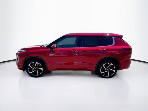 2025 Mitsubishi Outlander PHEV SEL