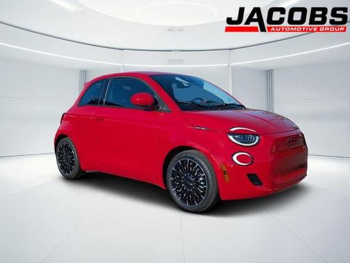 2024 FIAT 500e INSPI(RED) FWD