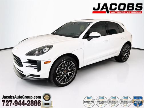 White 2019 Porsche Macan Macan