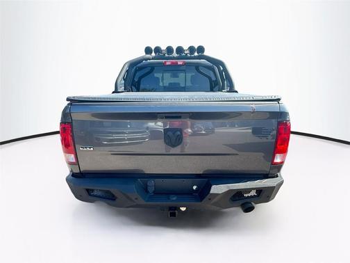 2019 RAM 1500 SLT