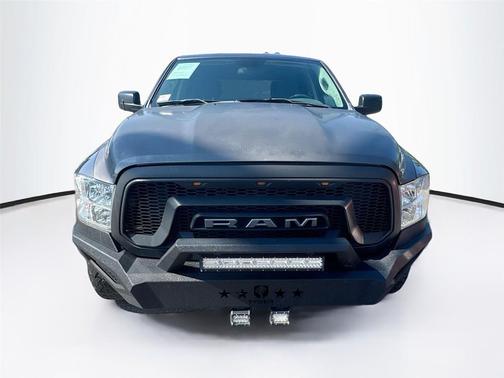 2019 RAM 1500 SLT