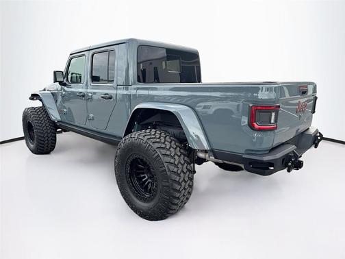 2024 Jeep Gladiator Mojave X