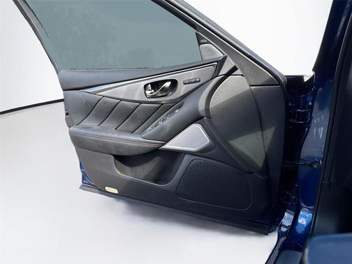 2018 INFINITI Q50 3.0t RED SPORT 400