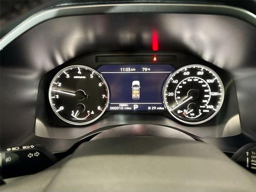 White Diamond 2026 Mitsubishi Outlander SE