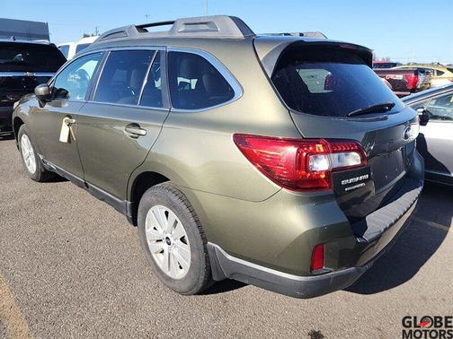 Wilderness Green Metallic 2015 Subaru Outback 2.5i Premium