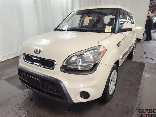 2013 Kia Soul Base