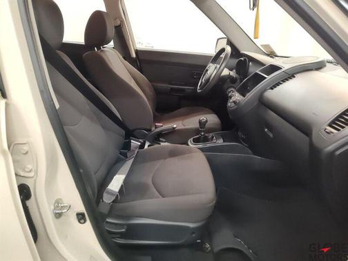 2013 Kia Soul Base
