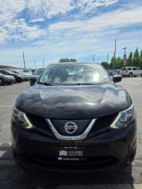 Magnetic Black Pearl 2019 Nissan Rogue Sport S