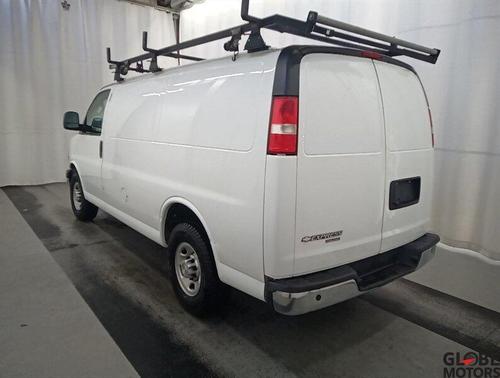 Summit White 2016 Chevrolet Express 3500 Work Van