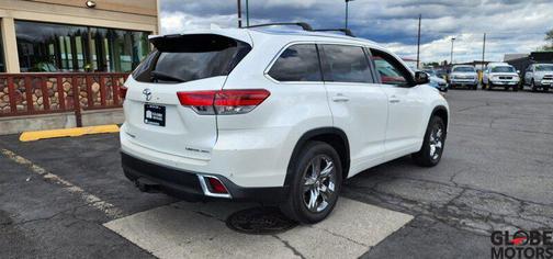 2017 Toyota Highlander Limited Platinum