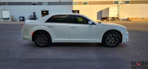 2016 Chrysler 300 S