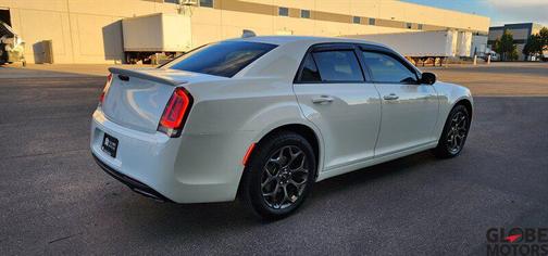 2016 Chrysler 300 S