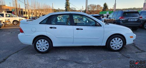 2005 Ford Focus ZX4 SES