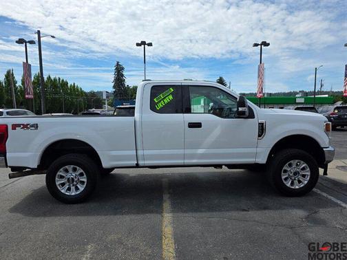 Oxford White 2022 Ford F-250 XLT