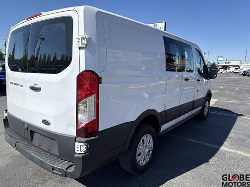 Oxford White 2017 Ford Transit-250 Base