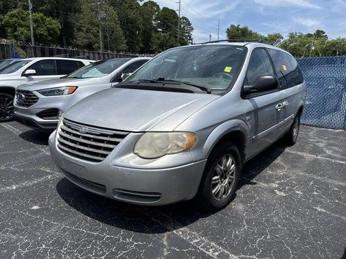 2007 Chrysler Town & Country Touring