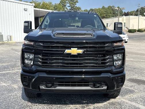 2026 Chevrolet Silverado 2500 Custom