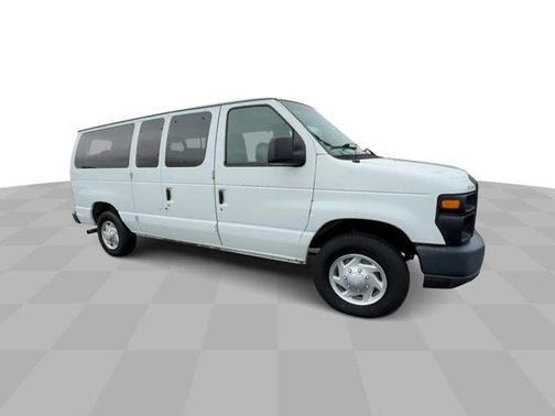 2008 Ford E350 Super Duty XL