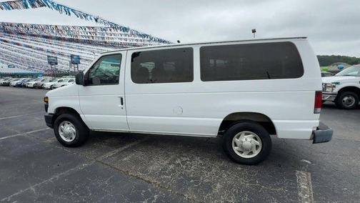 2008 Ford E350 Super Duty XL