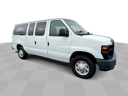 2008 Ford E350 Super Duty XL
