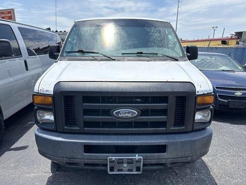 2008 Ford E350 Super Duty XL