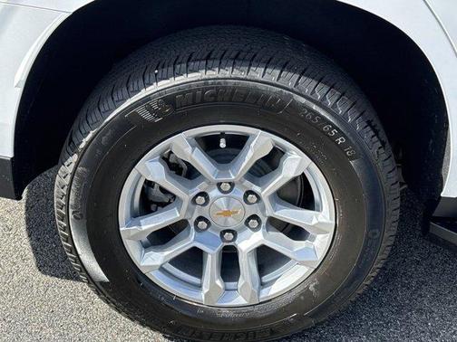 2025 Chevrolet Tahoe LS
