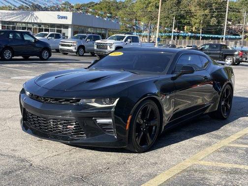 Photo 3 of 42 of 2017 Chevrolet Camaro 2SS
