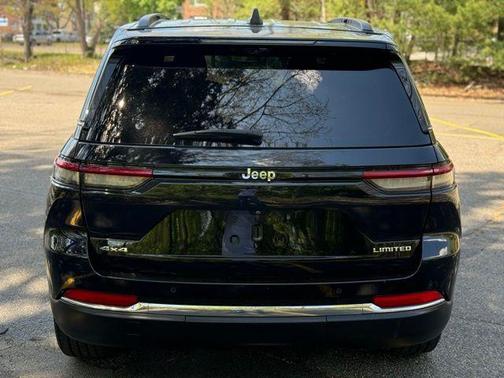 Diamond Black 2023 Jeep Grand Cherokee Limited