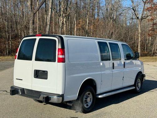 2024 Chevrolet Express 2500 Work Van